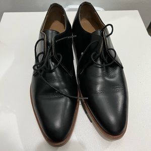 The Modern Oxford - Everlane size 7